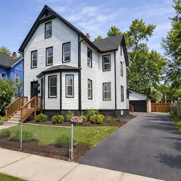 25 Dawes St., Springfield, MA 01109