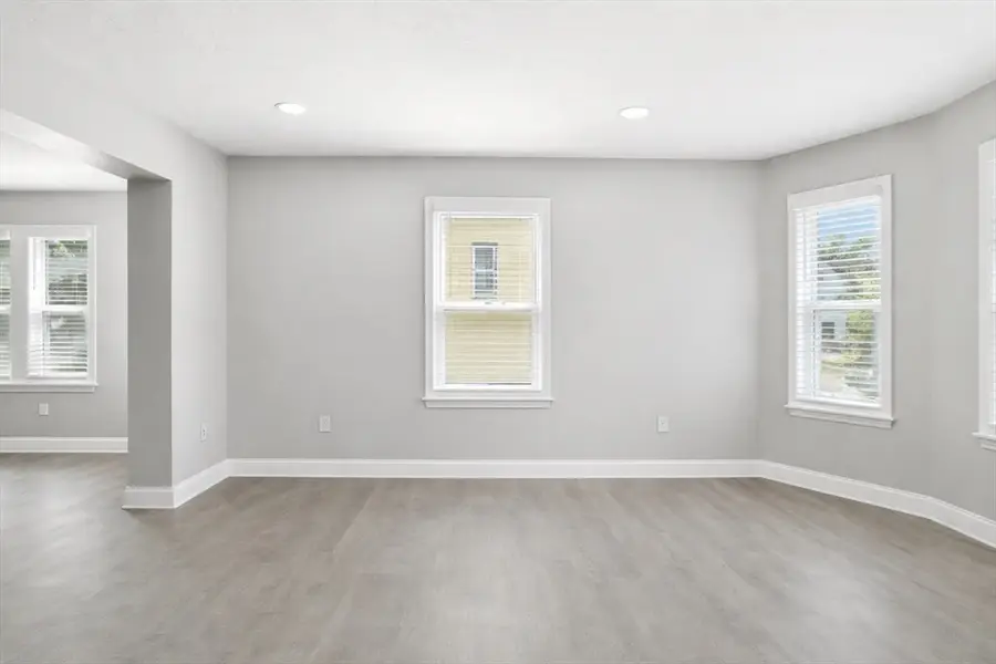 25 Dawes St., Springfield, MA 01109 - #3