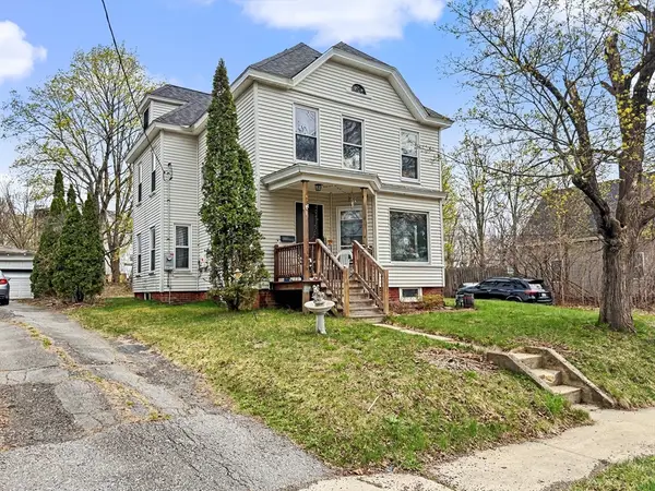 49 Juniper St, Winchendon, MA 01475