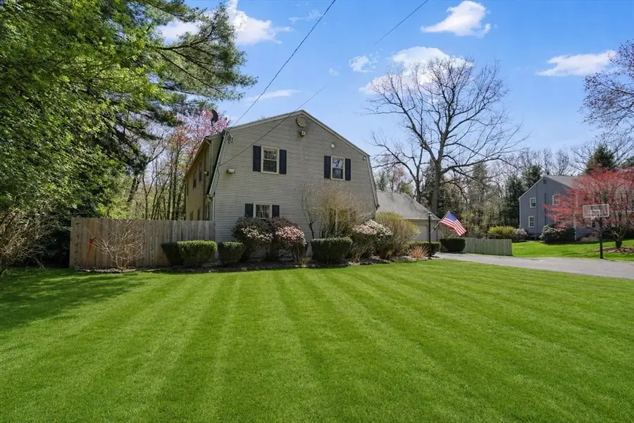 6 Blueberry Hill Rd, Wilbraham, MA 01095 - #2