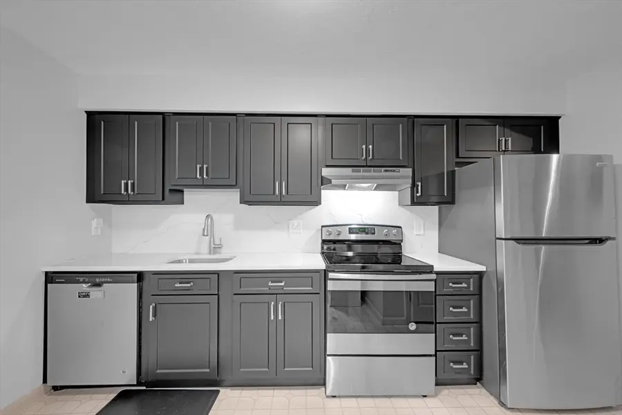 13 Cobblestone Lane #13, Worcester, MA 01606 - #3