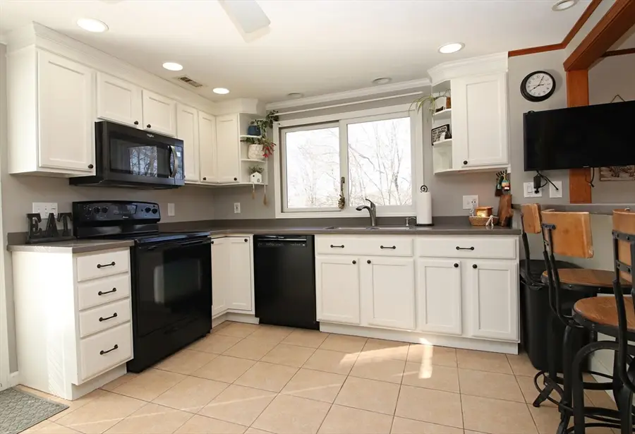 21 Palmetto St., Saugus, MA 01906 - #3