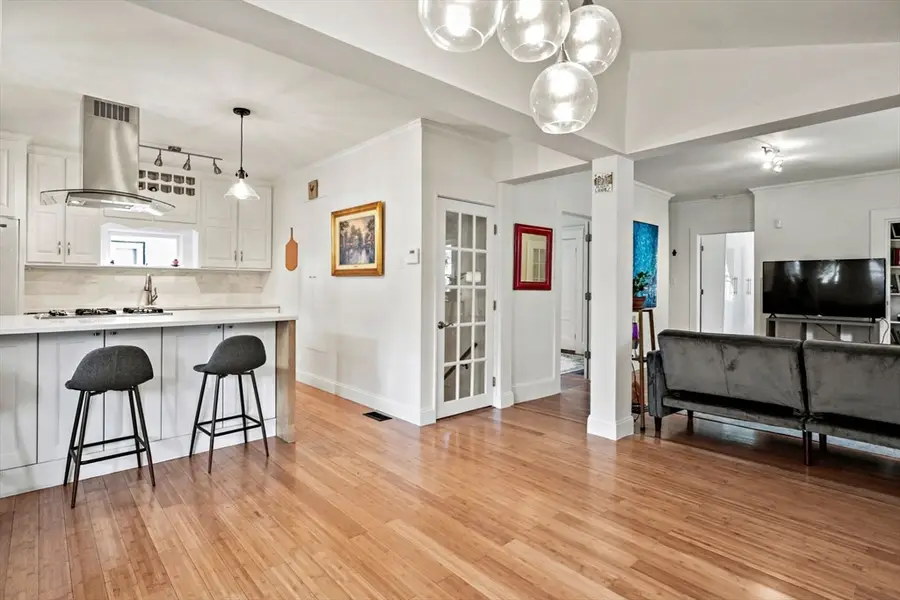 34 Everett Ave #1, Somerville, MA 02145 - #2