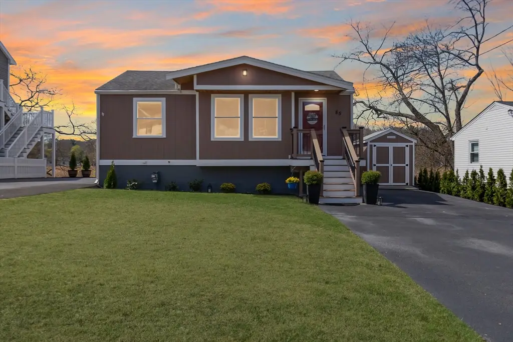 85 Riverbank Rd, Saugus, MA 01906 - #1
