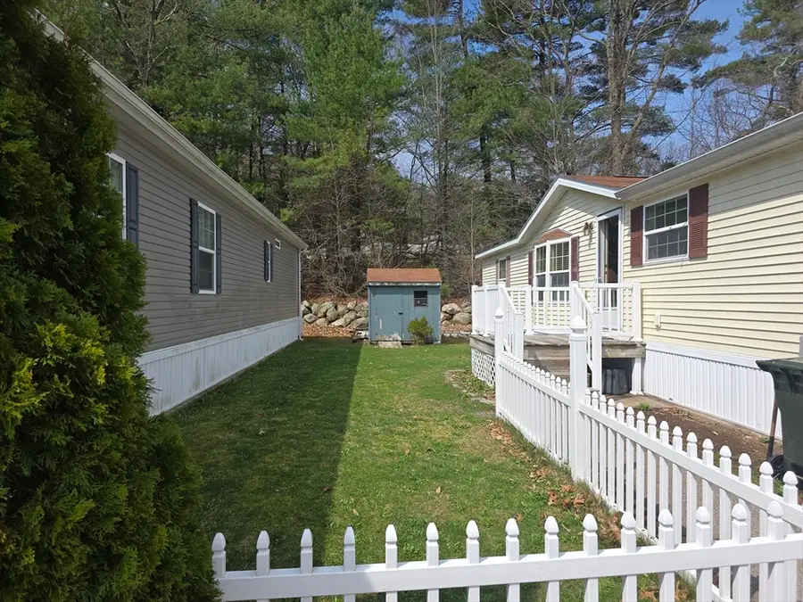 14 Medallion Rd, Holbrook, MA 02343 - #2