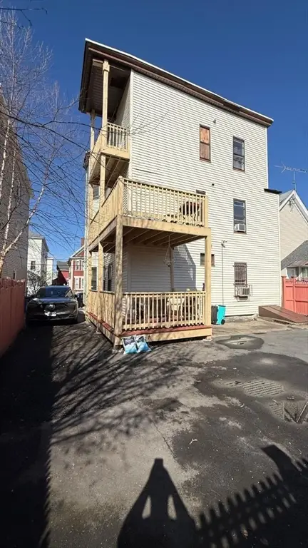 13 Walnut St, Lawrence, MA 01841 - #2