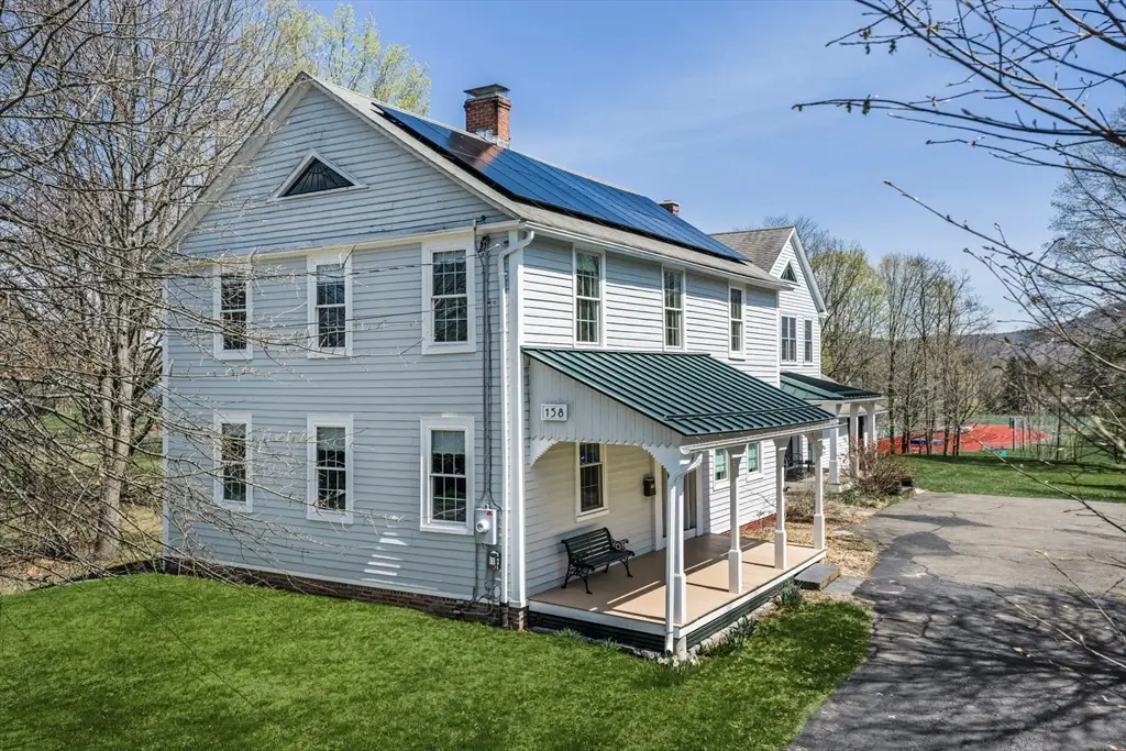 158 Park St, Easthampton, MA 01027 - #1