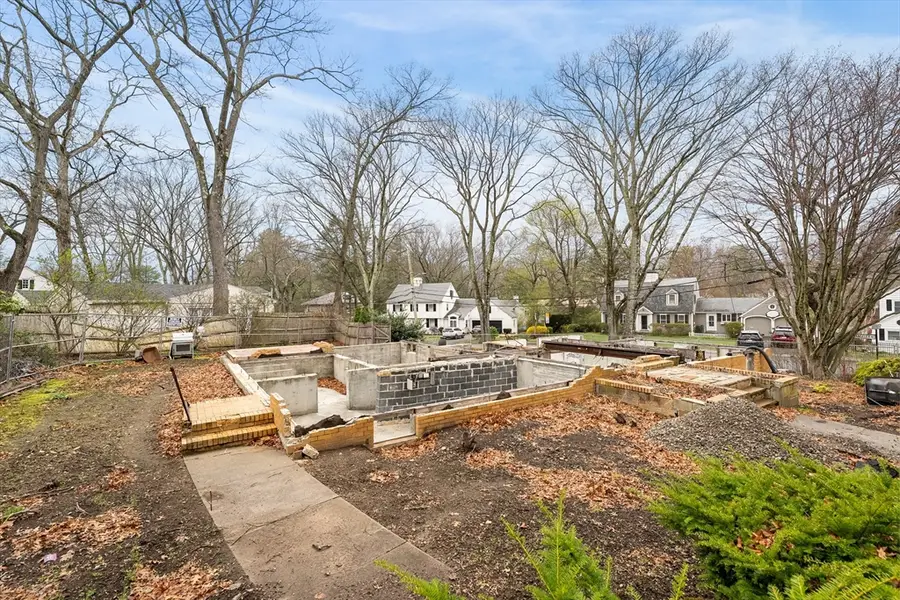 73 Beverly Road, Chestnut Hill, MA 02467 - #3