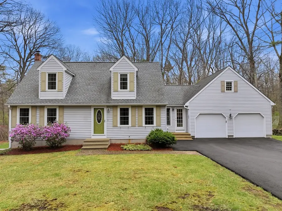 292 Cedar St, Sturbridge, MA 01518 - #2