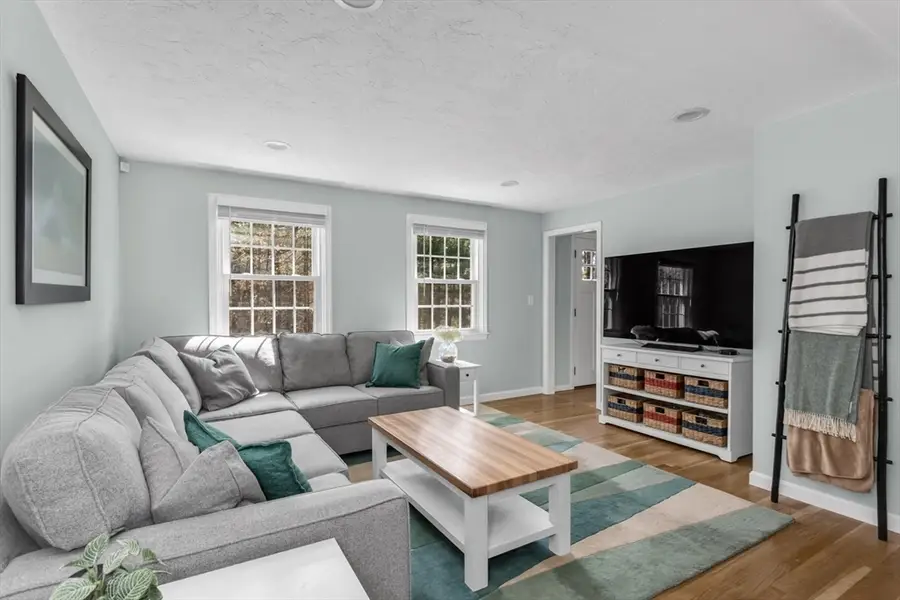 4 Marshall Street, Norfolk, MA 02056 - #3