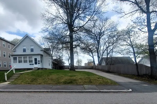 6 Buffum St, Worcester, MA 01603