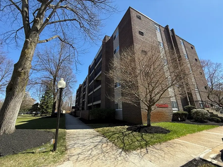 66 Main St #48A, Stoneham, MA 02180 - #3