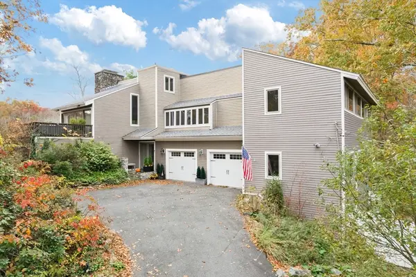 241 Perryville Rd, Rehoboth, MA 02769