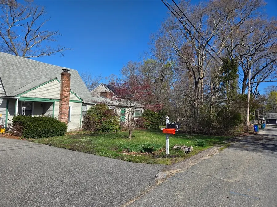 9 Burt Street, Attleboro, MA 02703 - #2