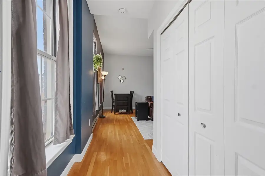 219 Central Street #3E, Lowell, MA 01852 - #3