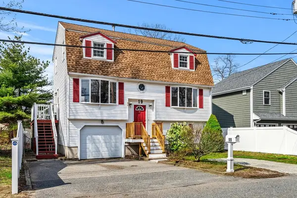 19 Rosewood Ave, Billerica, MA 01821