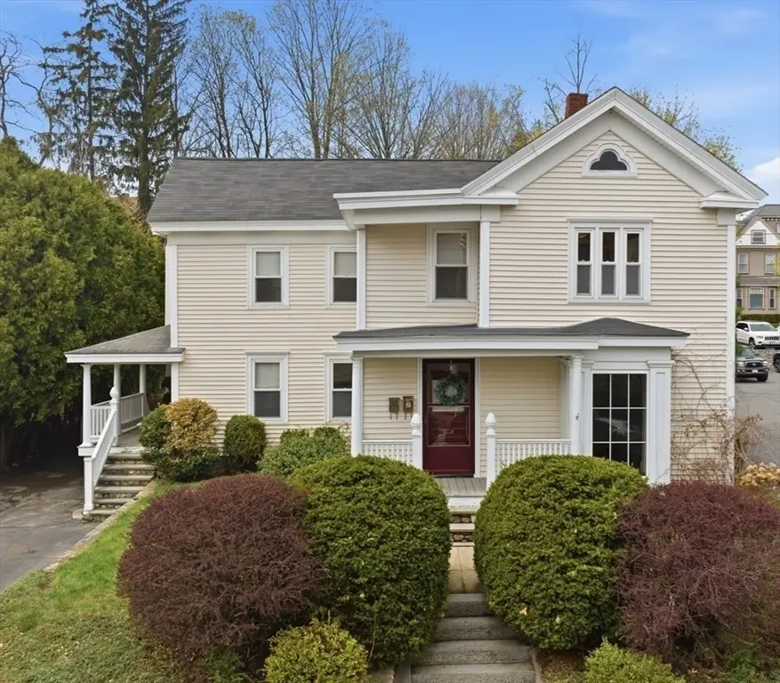 28 School St, Leominster, MA 01453 - #2