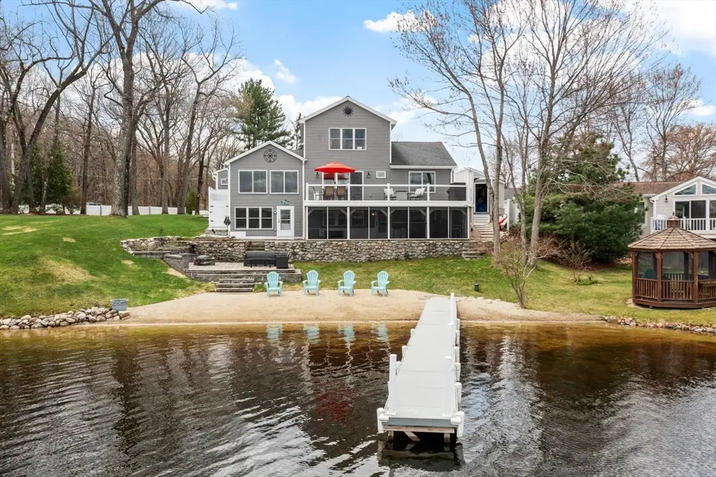 12 Johnson St, Lunenburg, MA 01462 - #1