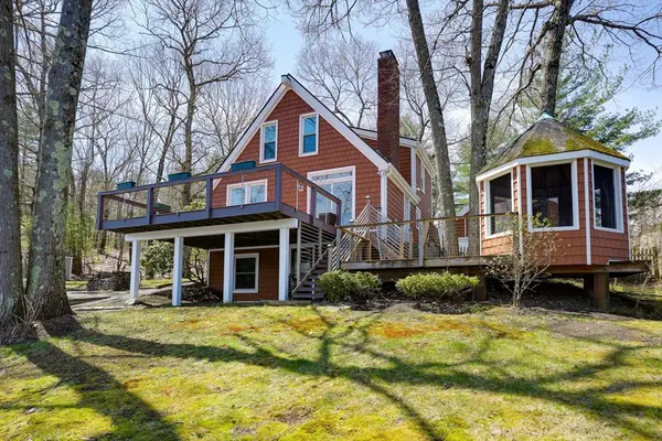 42 Sewall Dr, Shrewsbury, MA 01545