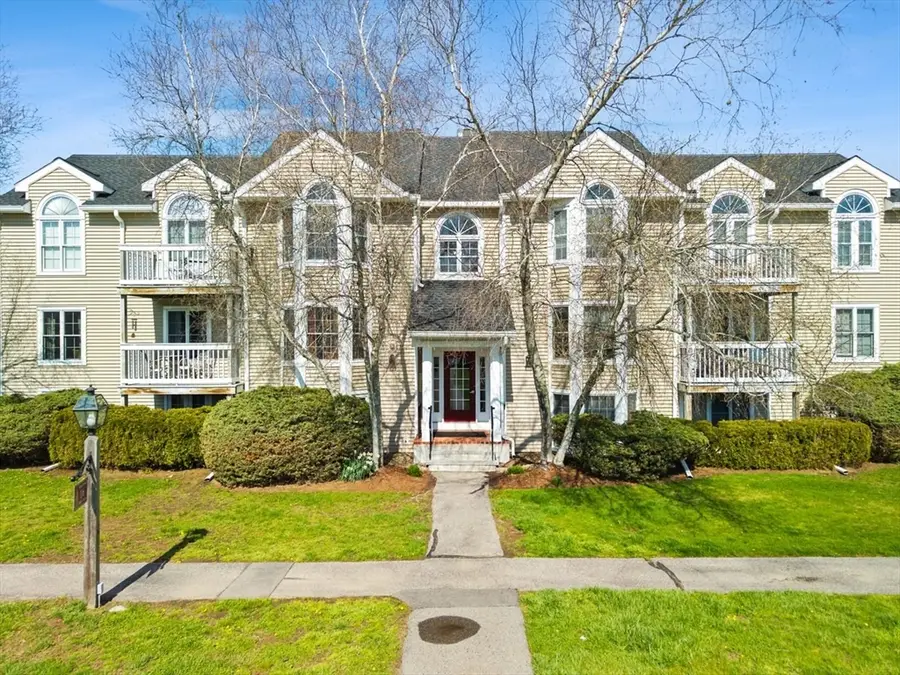 1607 Carriage Ln #1607, Taunton, MA 02780 - #3