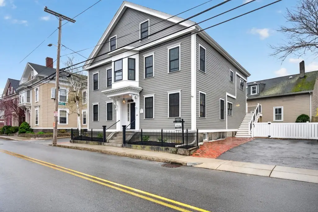 49 Essex St #1R, Salem, MA 01970 - #1