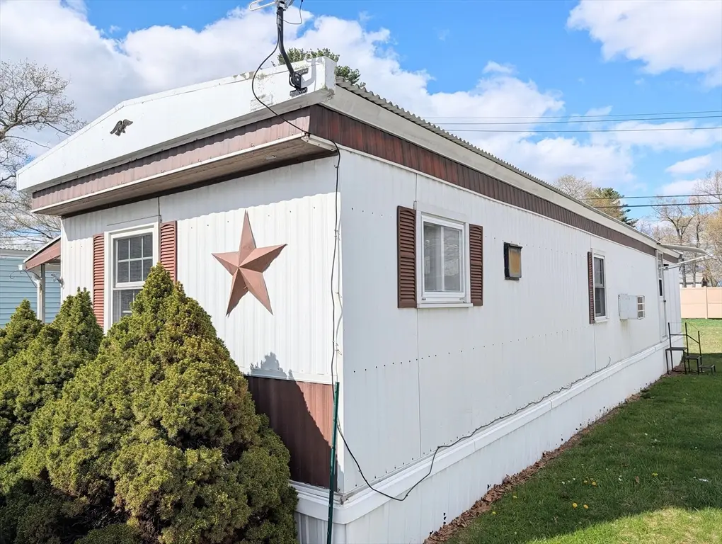 404 Southwick Road #4, Westfield, MA 01085 - #1