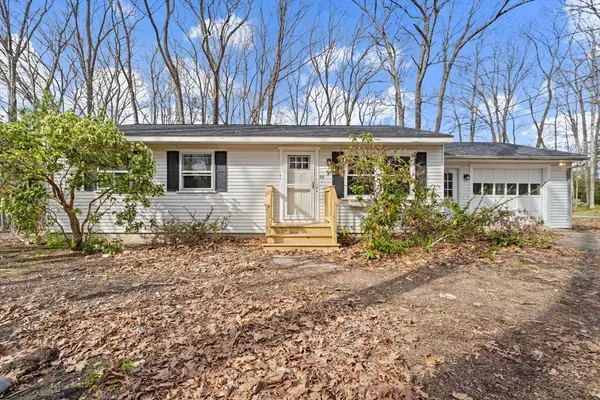 53 Little Turnpike Rd, Shirley, MA 01464