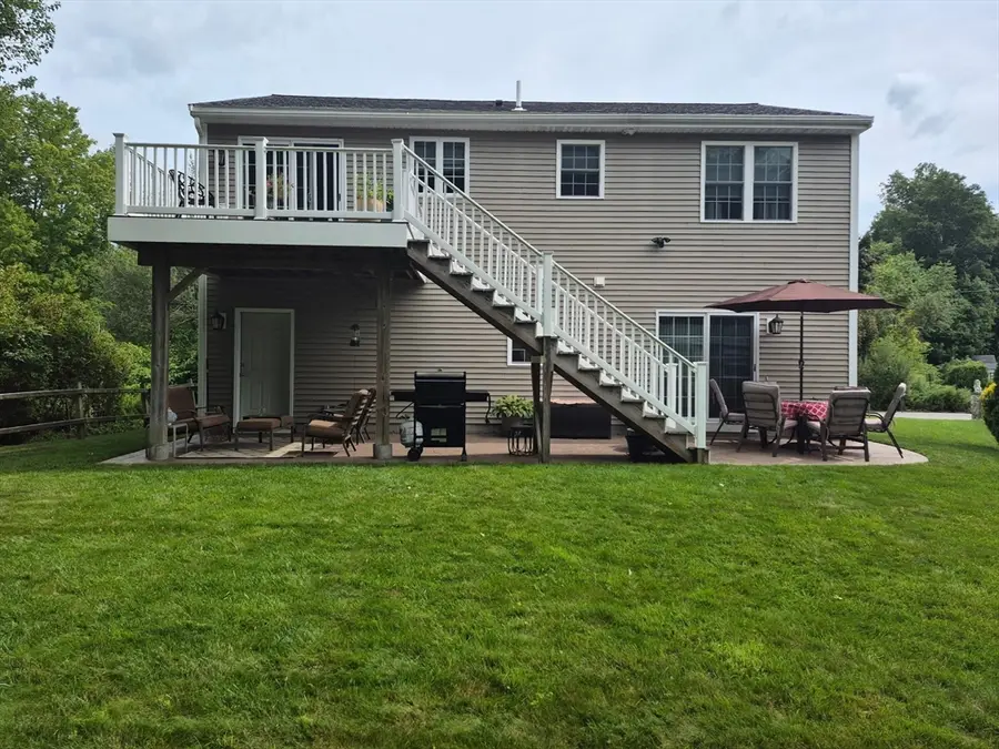 589 Bartlett St, New Bedford, MA 02745 - #2