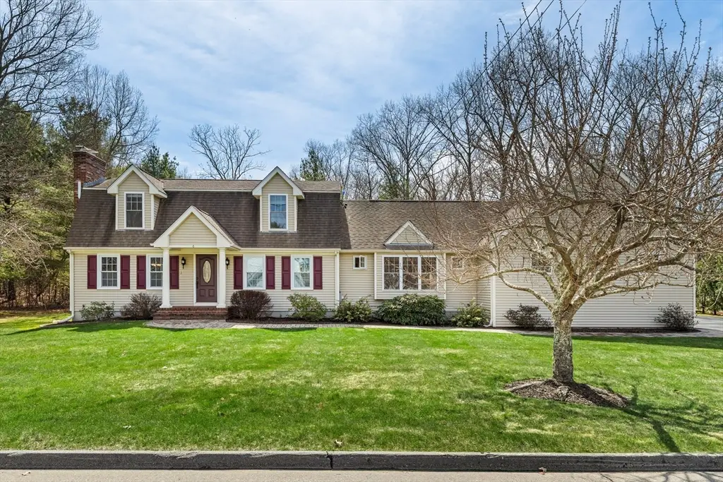 6 Abbie Lane, Attleboro, MA 02703 - #1