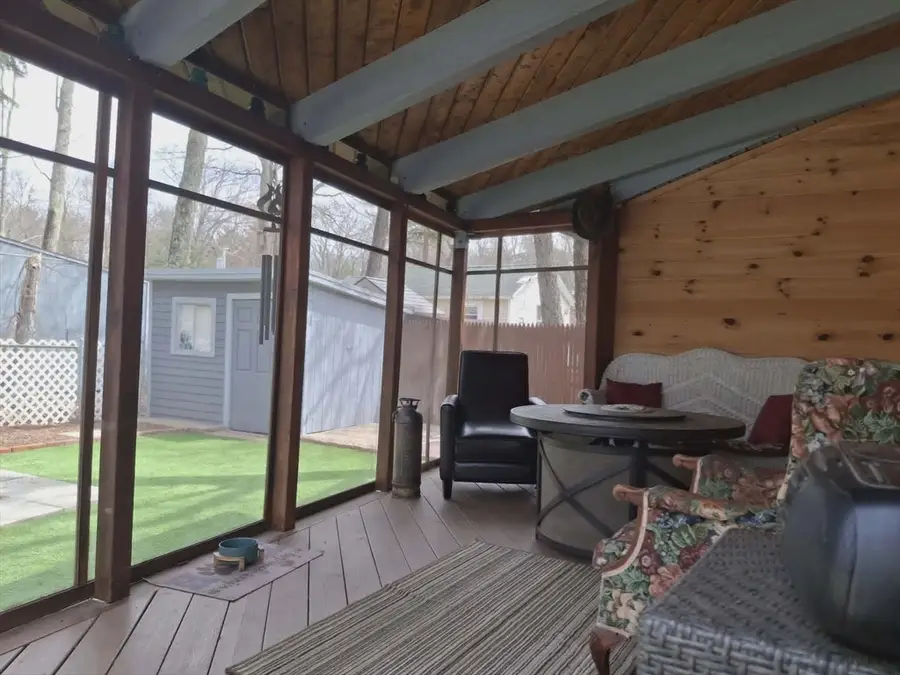 5 Pine Ave, Ashburnham, MA 01430 - #2