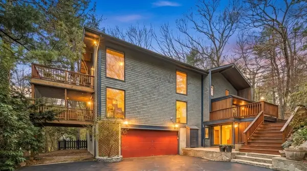 19 Old Road, Weston, MA 02493