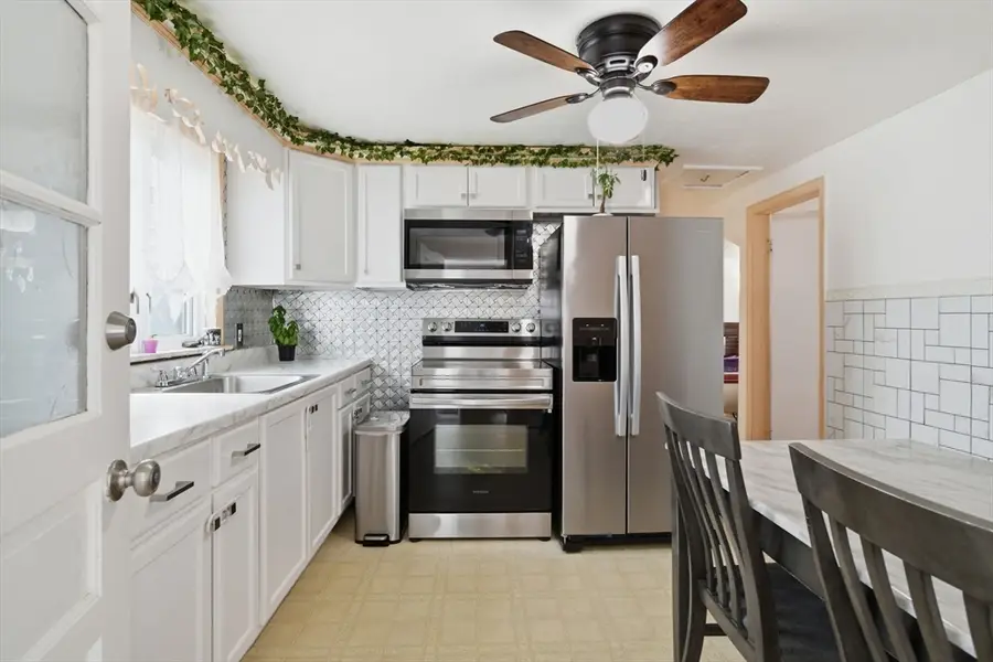 519 Prospect St, Chicopee, MA 01020 - #2