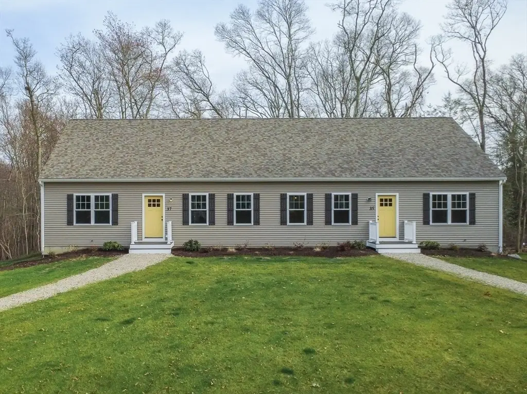 35-37 Glendale Ave, Tiverton, RI 02878 - #1