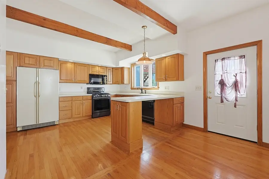 36 Edmund St, Malden, MA 02148 - #3