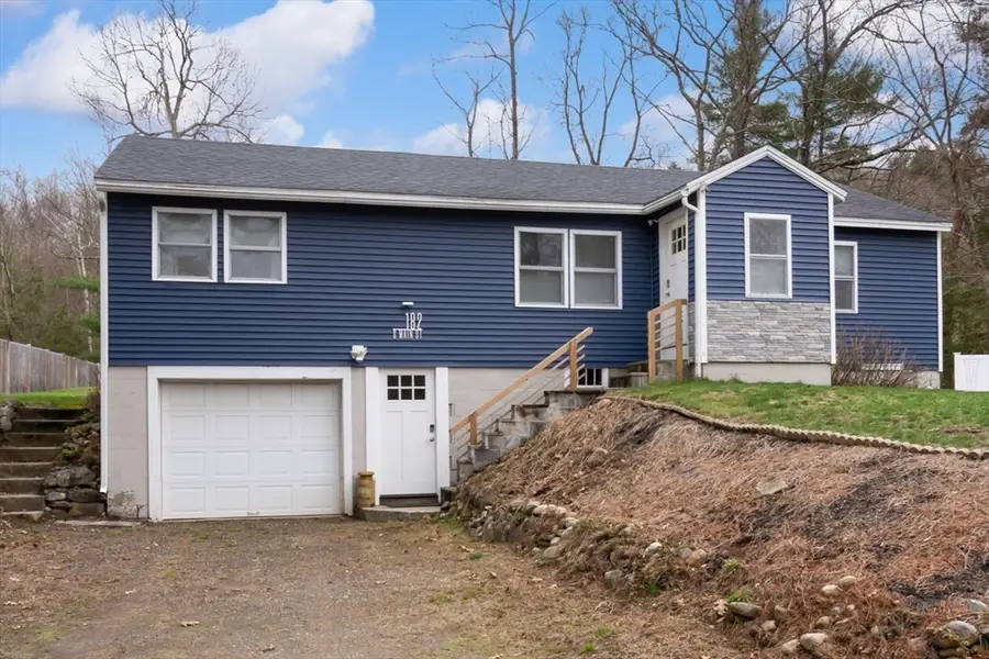 182 S Main St, Newton, NH 03858 - #2