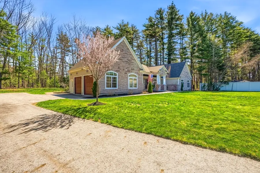 11 Fairway Dr, Stow, MA 01775 - #3