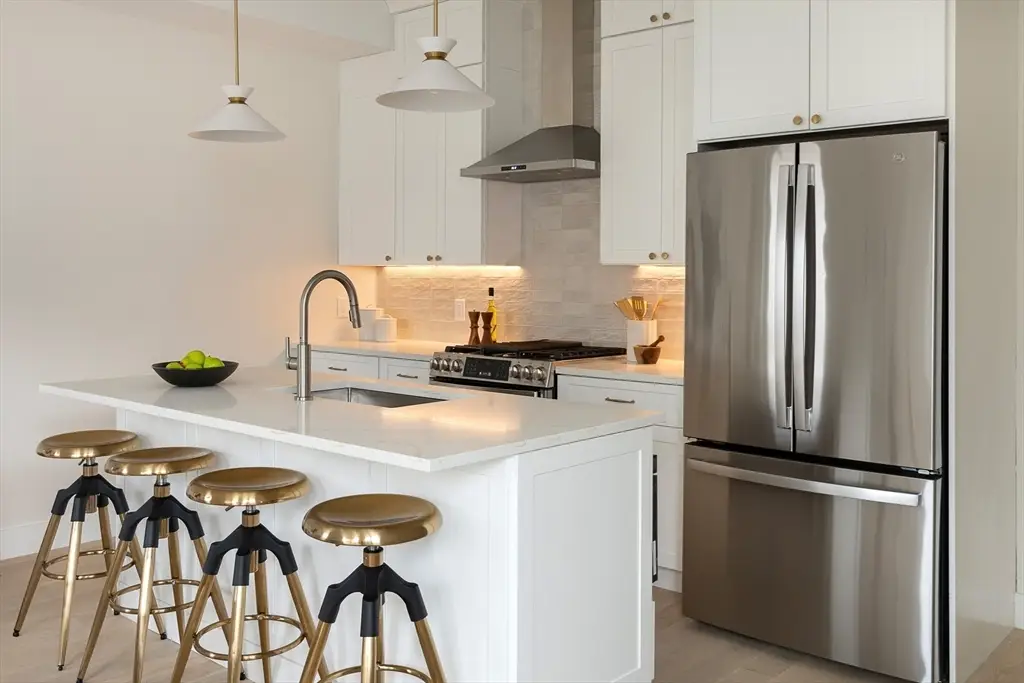 28 Swan Ave. #1, Boston, MA 02128 - #1