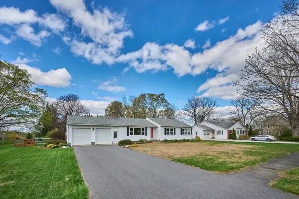 18 Maple Ave, Hadley, MA 01035