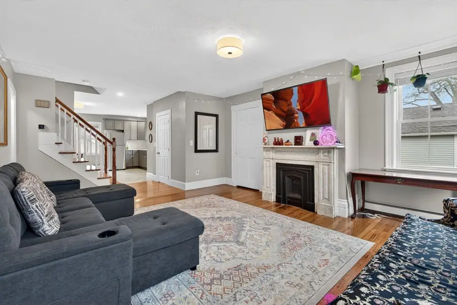 49 Essex St #2R, Salem, MA 01970 - #2