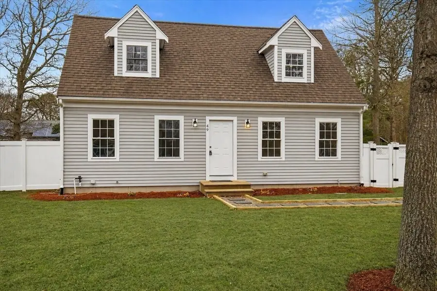 49 Orrs Ave, Hyannis, MA 02601 - #2