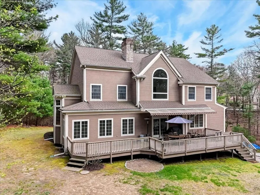 17 Baltzer Dr, Pembroke, MA 02359 - #3