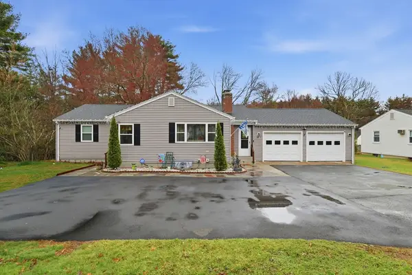 569 Cooley St, Springfield, MA 01128