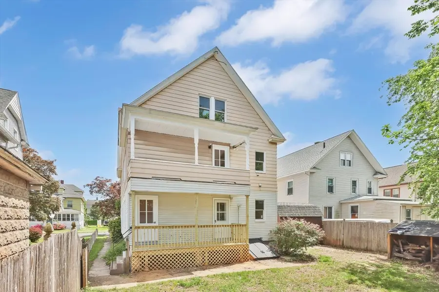 24 Hiawatha St, Springfield, MA 01108 - #3