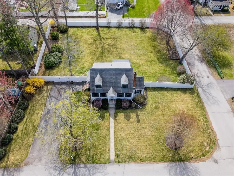 29 Maplewood Ave, Tewksbury, MA 01876 - #2