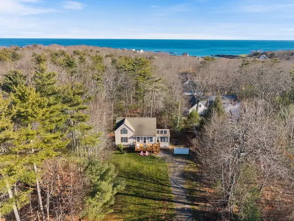 16 Passaic Rd, York, ME 03902