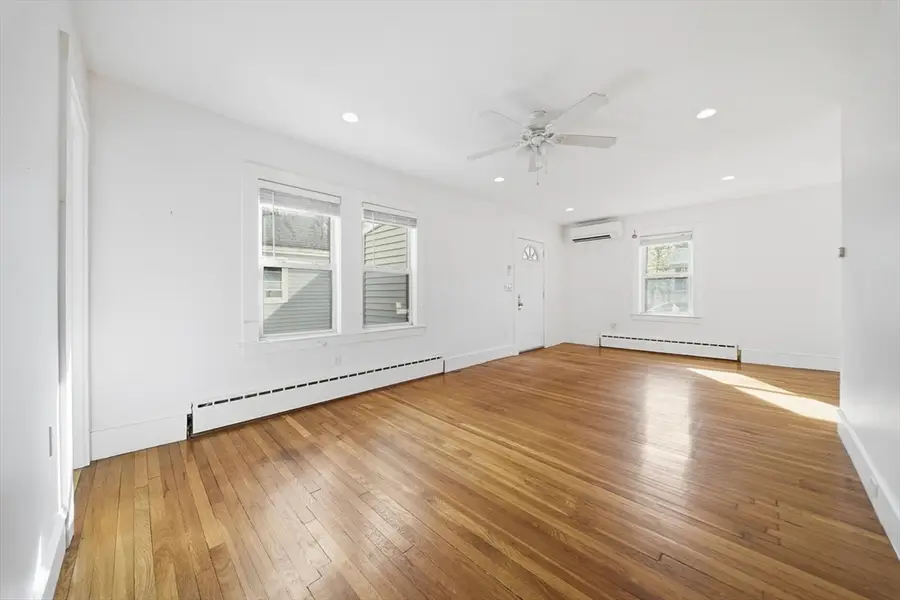 19 Lebanon St, Quincy, MA 02169 - #3