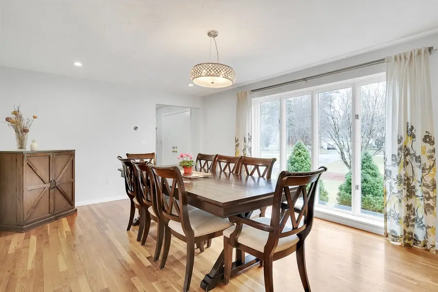 6 Flanagan Dr, Framingham, MA 01701 - #3