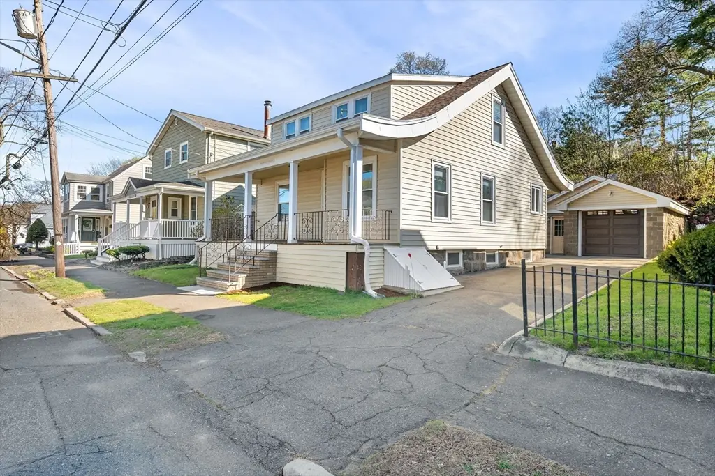 21 Fair Oaks Ave, Lynn, MA 01904 - #1