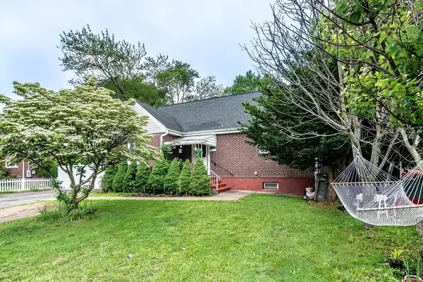 26 Beulah St, Framingham, MA 01701