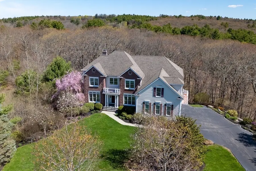 18 Manchester Dr, Wrentham, MA 02093 - #2